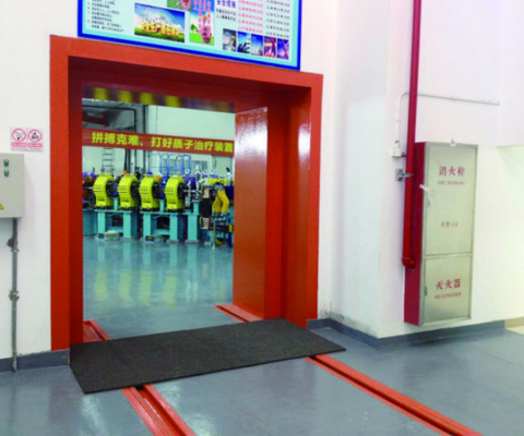 Material de vedação de neopreno ou silicone com retardador de emissões Altura da entrada 1700 mm-2300 mm para edifícios comerciais